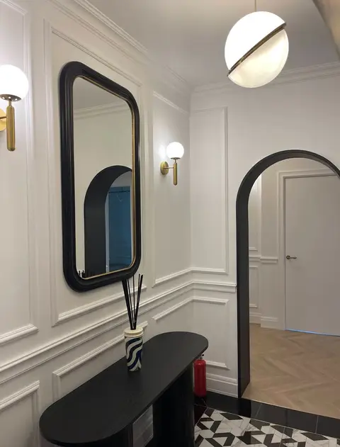 Interior elegant al biroului notarial din sectorul 1