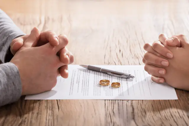 Divorț la notar — servicii notariale